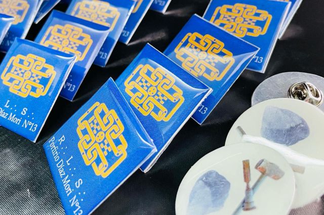 fabrica de medallas y pines en puebla